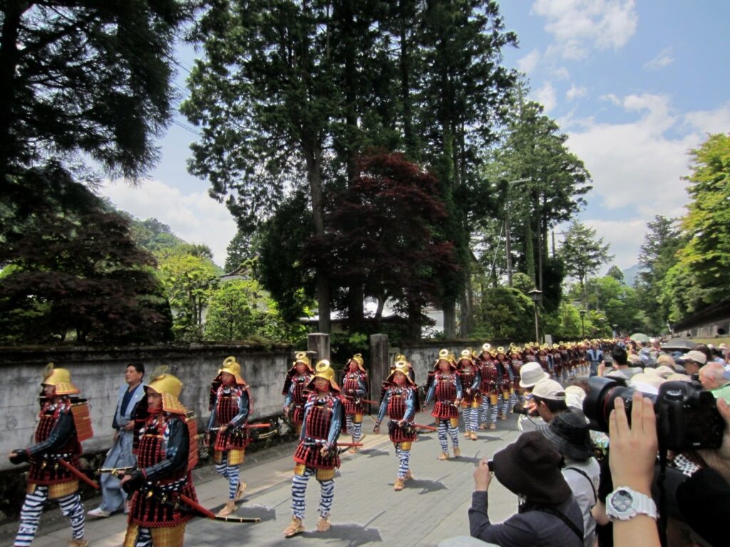 japan nikko soldiers